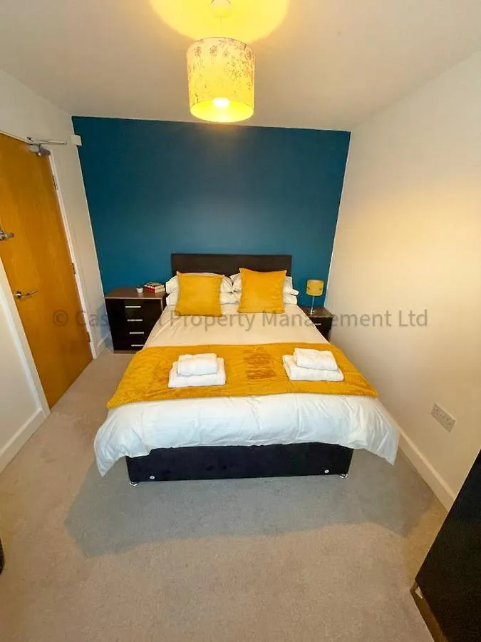 קינגסטון אפון הול 159 Sculcoates Lane, Fully Equipped, Self Catering, Close To Multiple Bars And Restaurants And Hull University בית נופש