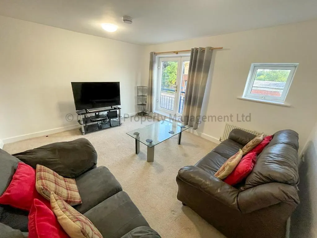 קינגסטון אפון הול 159 Sculcoates Lane, Fully Equipped, Self Catering, Close To Multiple Bars And Restaurants And Hull University